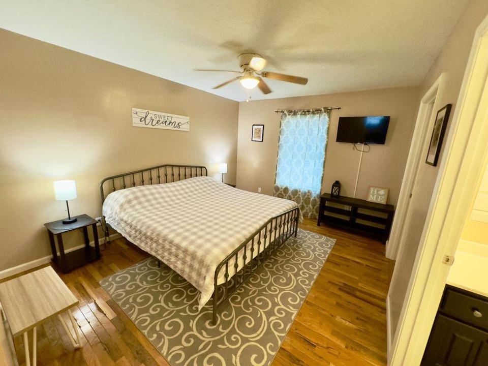 Cozy 2 Bedroom Townhouse Near Lake And Restaurants Guntersville Kültér fotó